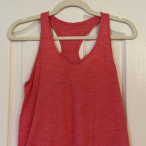 lululemon - Heathered Glossy Pink - Essential Racerback Tank Top - Size 4 - Picture 4 of 8